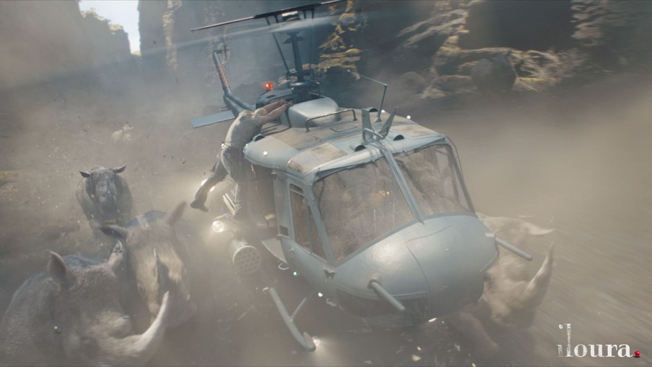 《勇敢者游戏绝战丛林》白犀牛追逐直升机